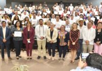 Docentes veracruzanos, ejemplo de vocación y entrega: diputada Lourdes Juárez