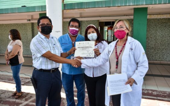 Arrancan talleres de prevención de enfermedades en la escuela Tomasa Valdés Vda. de Alemán