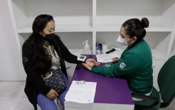 Ofrece IMSS Veracruz Sur servicios permanentes en prevención de salud en la mujer