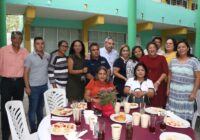 Festeja Ayuntamiento a maestros en Nanchital