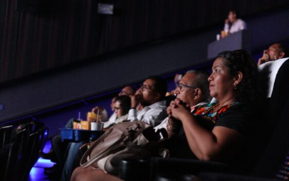 Presentan documental sobre Coatzacoalcos