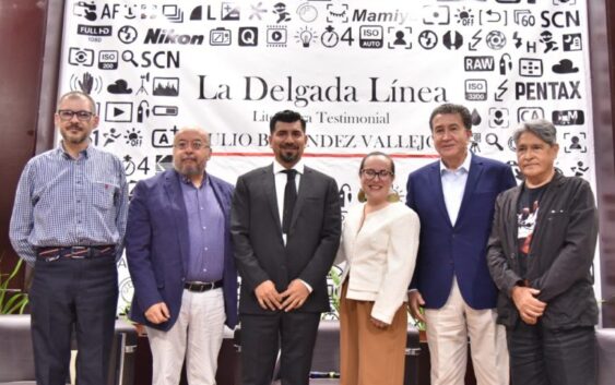 Presentan en el Congreso el libro La Delgada Línea, de Julio Méndez
