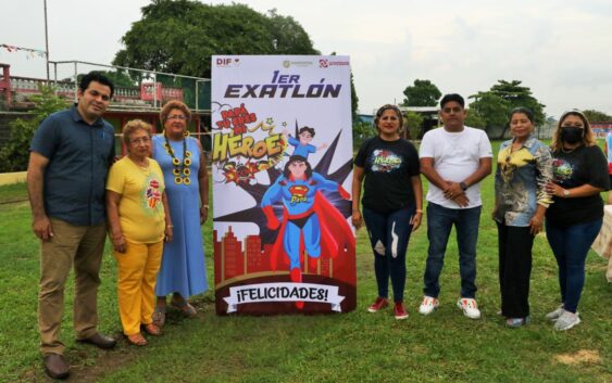 Celebra DIF a padres de Nanchital con Primer Exatlón