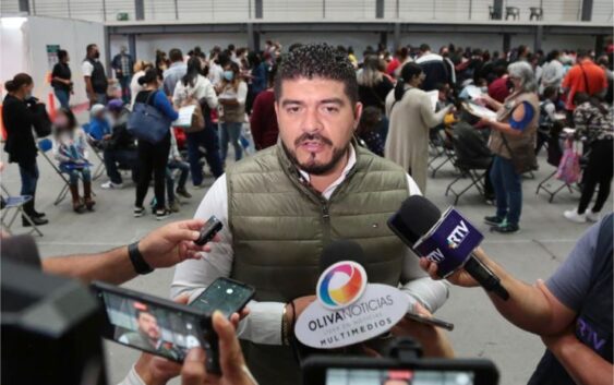 Zenyazen Escobar pide apertura y comprensión a los maestros para no afectar a niños que falten a clases por aplicación de vacuna