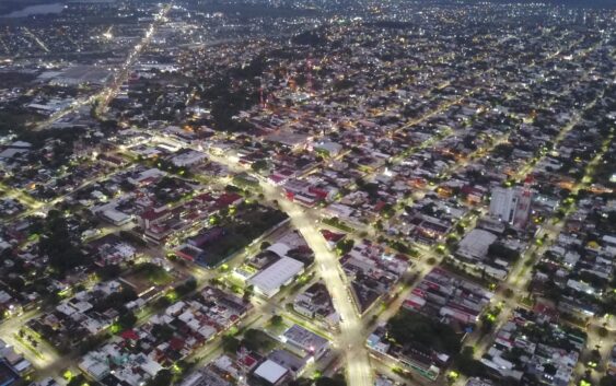 Más de 200 colonias de Coatzacoalcos beneficiadas con alumbrado tipo led