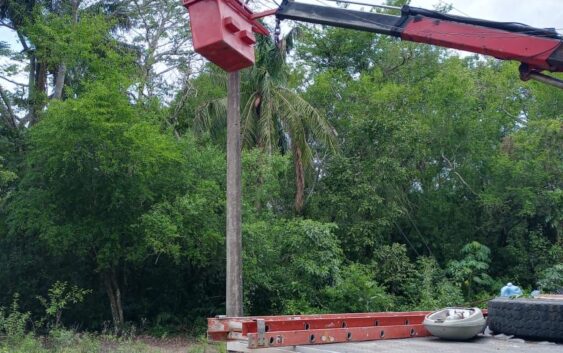 Se moderniza el alumbrado público en Cosoleacaque.