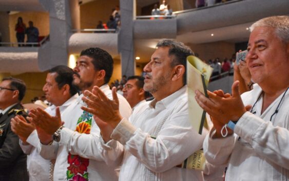 Distingue Congreso del Estado a Coatzacoalcos con Primera Sesión Solemne
