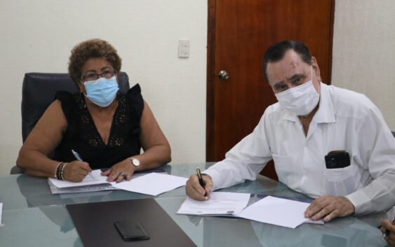 Ayuntamiento de Nanchital y Universidad de Sotavento, signan alianza
