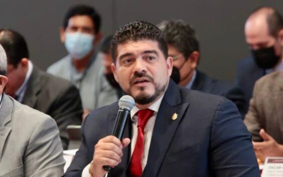 Zenyazen llama a sumarse a la transformación nacional educativa que encabezan AMLO y la maestra Delfina