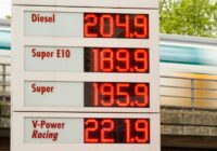 De norte a sur, mover el auto es un lujo por los altos precios de los combustibles