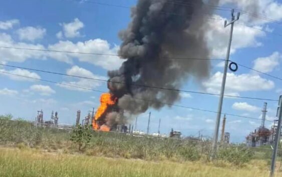Se reporta incendio en refinería de Pemex en Cadereyta, NL