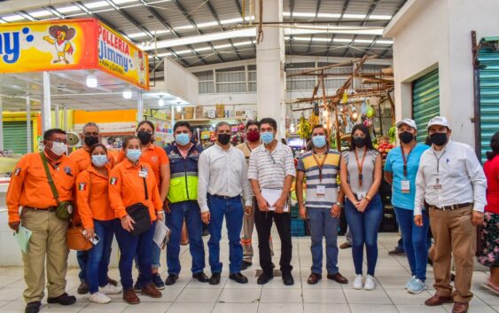 Realizan inspección para mejoramiento del mercado Morelos en Coatzacoalcos