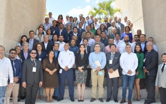 ¡Fuerte manotazo en la Fiscalía!..  Doña Verónica cambia fiscales regionales, distritales y especiales.