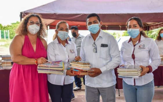 Entrega Ayuntamiento más de 3 mil libros donados por la ciudadanía