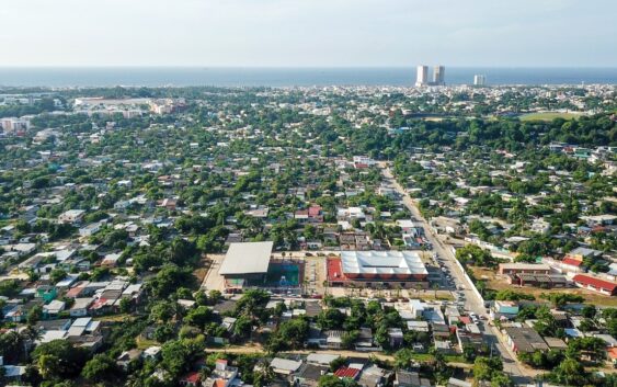 Gobierno de Amado Cruz, unido con constructores del sur de Veracruz