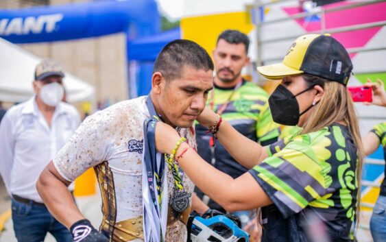 Carrera Ciclistas “Columpio 68 kilómetros” fue todo un éxito en Acayucan, por la Ruta del deporte