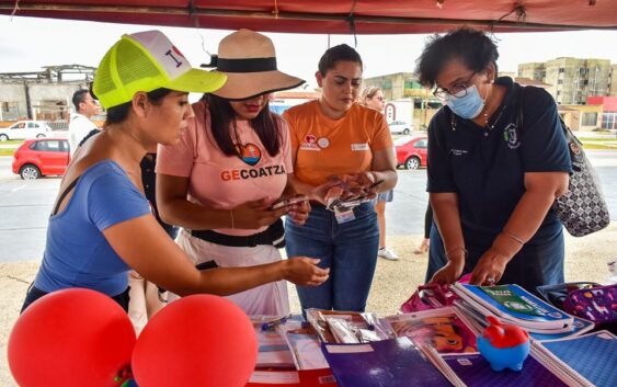 Gobierno de Coatzacoalcos se suma a colecta de útiles para niños con cáncer