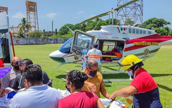 Brinda apoyo Ayuntamiento de Coatzacoalcos en traslado en helicóptero de menor grave