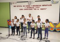 Se presenta Coro Comunitario “Voz al Viento” en Casa de Cultura