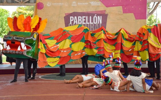 “Pabellón Cultural de los 500 Años” lleva alegría a más de 900 niños de Coatzacoalcos