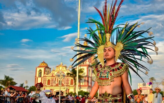 Lleva Coatzacoalcos el orgullo porteño al festejo del Cristo Negro en Otatitlán