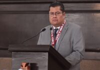Entrega Congreso al Dr. Héctor Vázquez la medalla “Heberto Castillo Martínez”