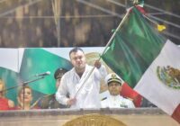 Festejan en Cosoleacaque el aniversario 212 de la Independencia de México.