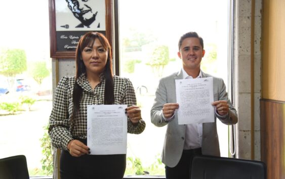 Realizan entrega-recepción de la Comisión de Administración y Presupuesto