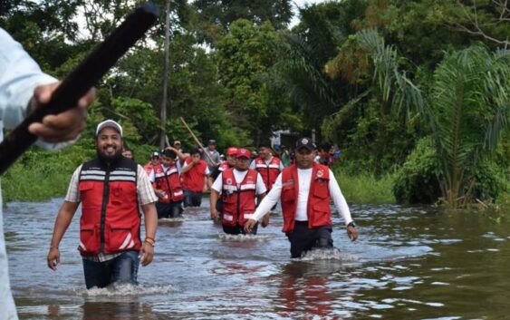 H. Ayuntamiento de Cosoleacaque entrega víveres en comunidades