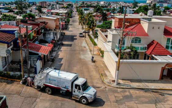 Gobierno de Coatzacoalcos intensifica rutas de recolección de basura