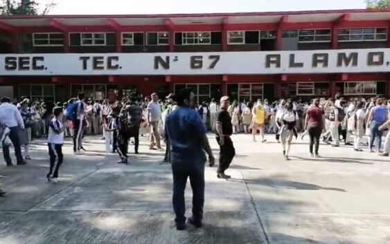 Intoxicados: Desmayos y dolor abdominal en 30 estudiantes de secundaria en Álamo Temapache