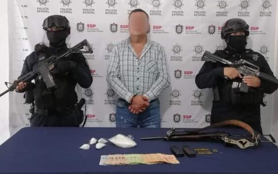 Sujeto detenido, por SSP estaba armado y sustancia ilícita en Tlapacoyan