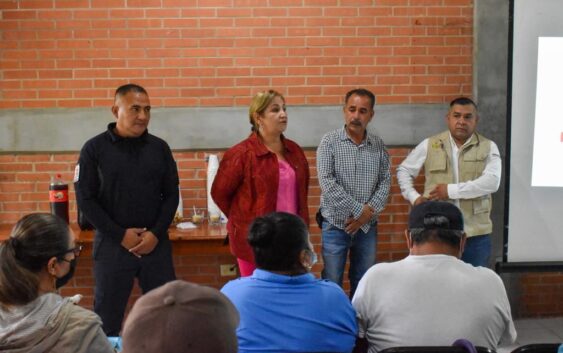 Capacitan a ganaderos y cuerpos de seguridad en Cosoleacaque