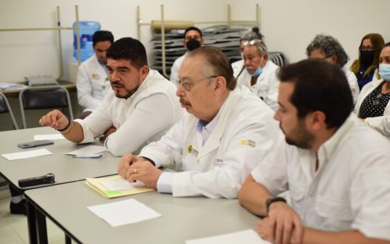 Zenyazen se reúne con padres de jóvenes de la Técnica 67 en Álamo