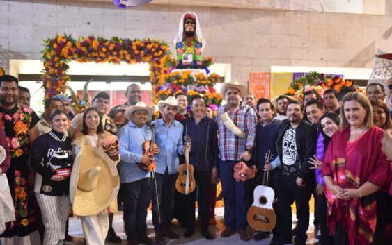 Exponen en el Congreso muestra de altares por el Día de Muertos