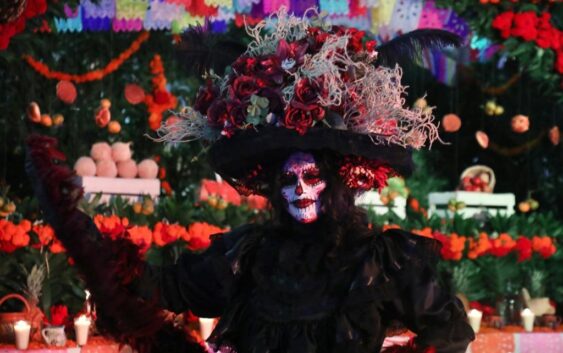 Zenyazen y la SEV logran récord mundial con altar del Día de Muertos más grande del mundo