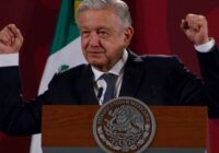 AMLO ‘echa la mano’ a marcha en ‘defensa’ del INE: Zócalo estará libre el domingo AMLO ‘echa la mano’ a marcha en ‘defensa’ del INE: Zócalo estará libre el domingo
