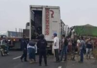 SE MATA EMPLEADO DE REMES TRANSPORTANDO GANADO Y ES LA HORA QUE NO LES ENTREGAN AL FALLECIDO