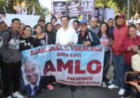 CON AMLO MÉXICO ESTÁ DE PIE