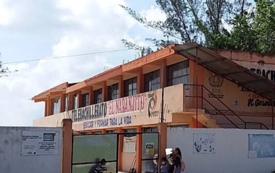 ESTUDIANTES DEL TELEBACHILLERATO DEL NARANJITO, FUERON DESPOJADOS DE SUS PERTENENCIA.