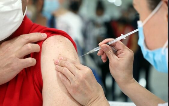 Aplicará IMSS cerca de 800 mil vacunas para prevenir neumonía en época invernal