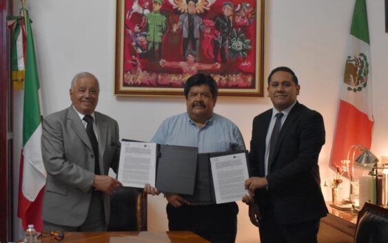 Firma CEAPP convenios con COLVER y CLAES para becas de profesionalización