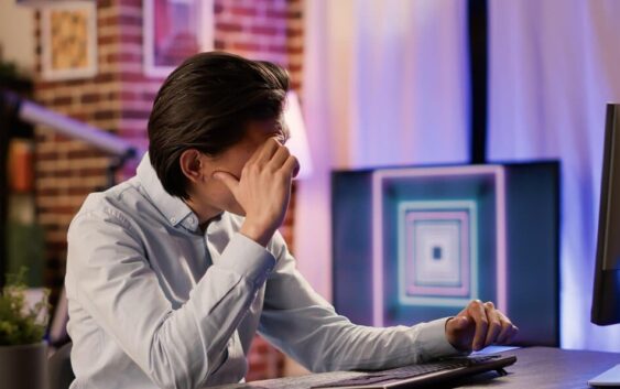 Informa IMSS Veracruz Sur sobre síntomas de migraña