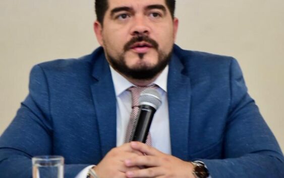 Zenyazen dice: en Veracruz se deja huella por las obras y acciones al transformar el sector educativo