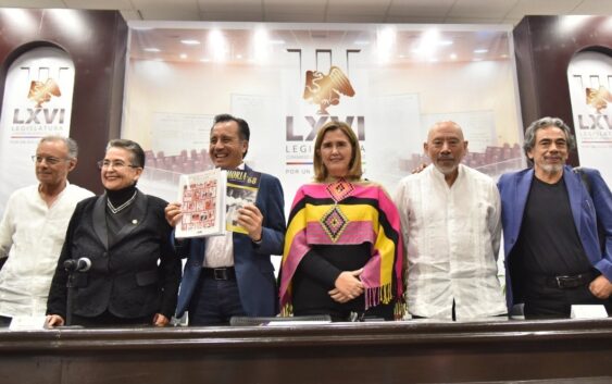 Presentan en el Congreso los libros Memorias del 68 e Insurgencia Popular