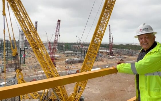 Correos Sedena: análisis plantea que gasto en Dos Bocas y en el rescate de Pemex son riesgos potenciales para la seguridad nacional