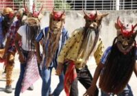 Con danza de Los Diablos, niñas y niños honran a las almas en Collantes, comunidad afro de Oaxaca