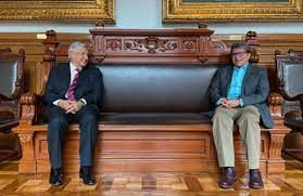 La Indirecta De AMLO A Monreal