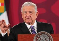 AMLO presume ‘rectitud’ de Esquivel y su apoyo a 4T
