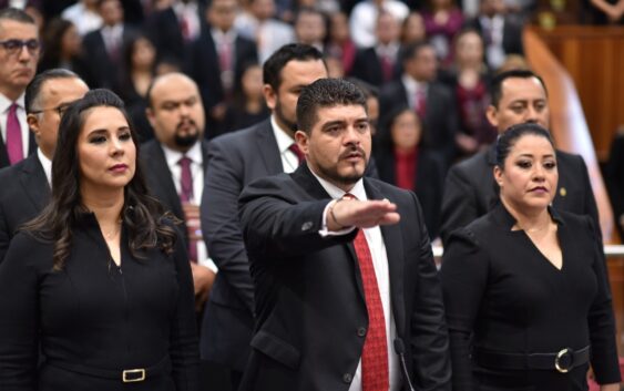 Con estudiantes y docentes, compromiso irrenunciable: SEV